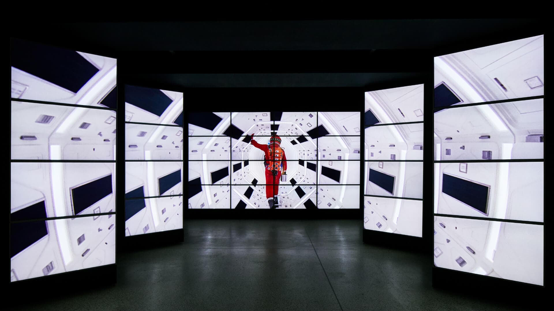 10-qs-marina-willer-kubrick